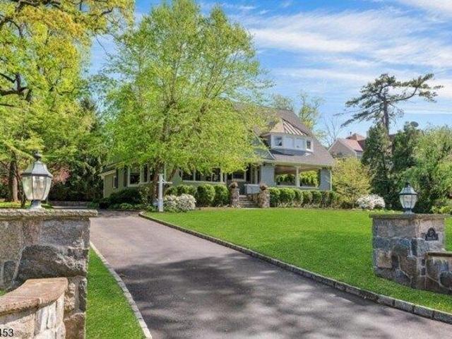 House for sale in Summit, New Jersey
