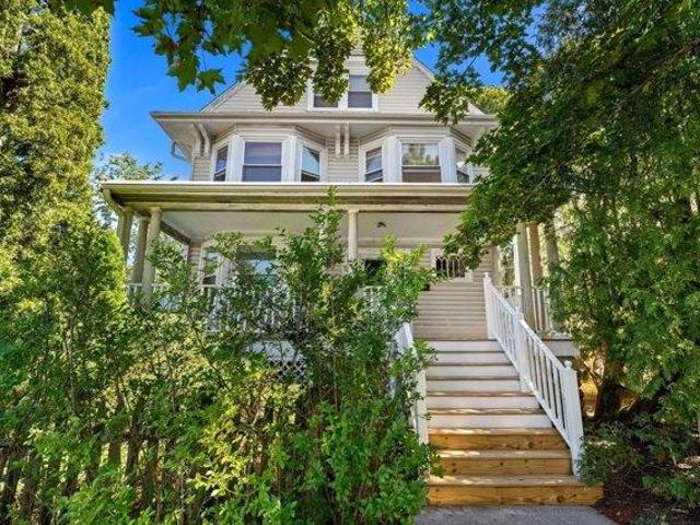 House for sale in Swampscott, Essex County