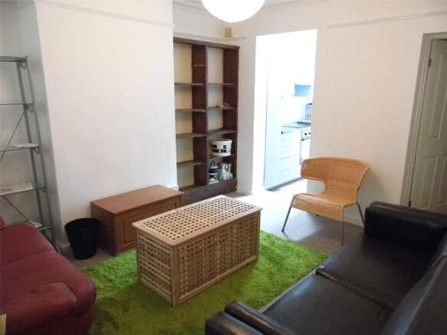 Cottage for rent in Oldfield Park, Bath