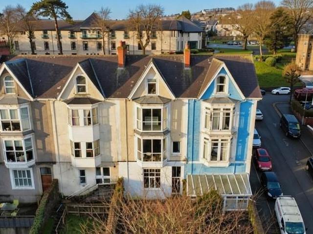 House for sale in Nangreaves, Wales