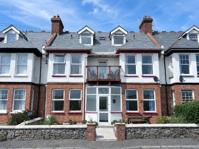 House for sale in Flexbury, Cornwall