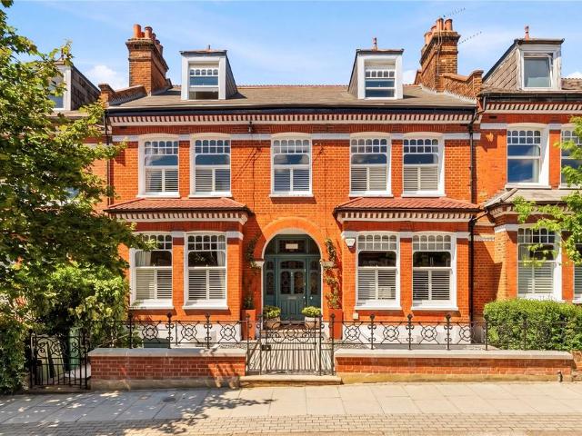 House for sale in Balham, Greater London
