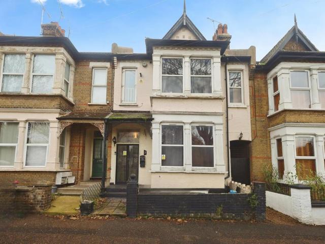 House for sale in Alton Barnes, Essex