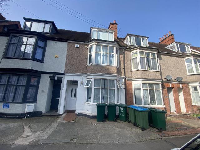 House for sale in Cheylesmore, West Midlands