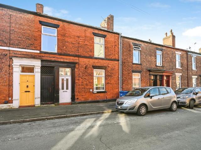 House for sale in Longshoot, Wigan