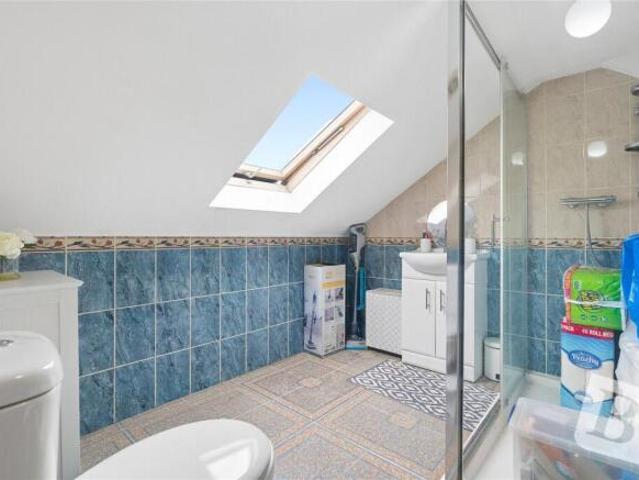 Cottage for sale in Cat Hill