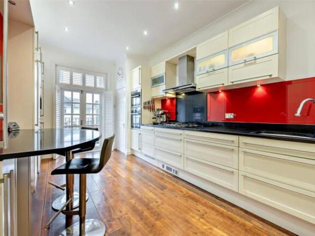 Cottage for sale in Montpellier, Golden Valley