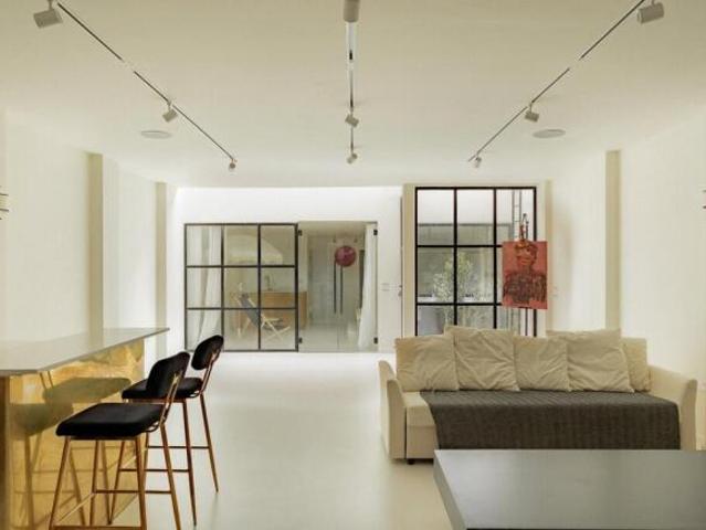 Cottage for sale in Kensington, Greater London