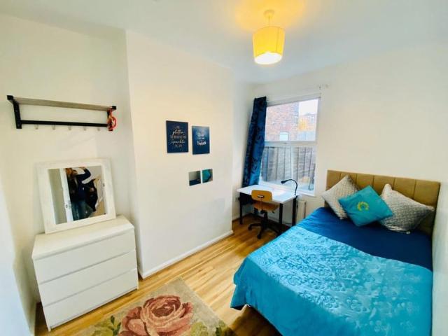 House for rent in Georgia, Greater Manchester