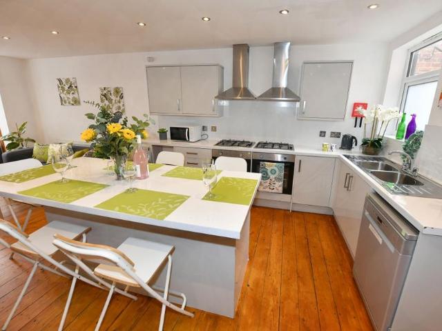 House for rent in Fallowfield, Manchester