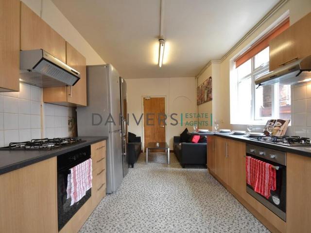 House for rent in West End, Old Wharf