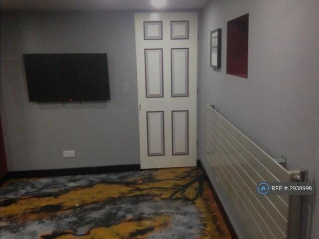 House for rent in Salford, Greater Manchester