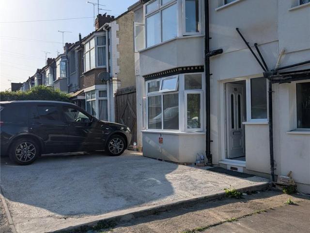 House for rent in Farley Hill, Spring Park