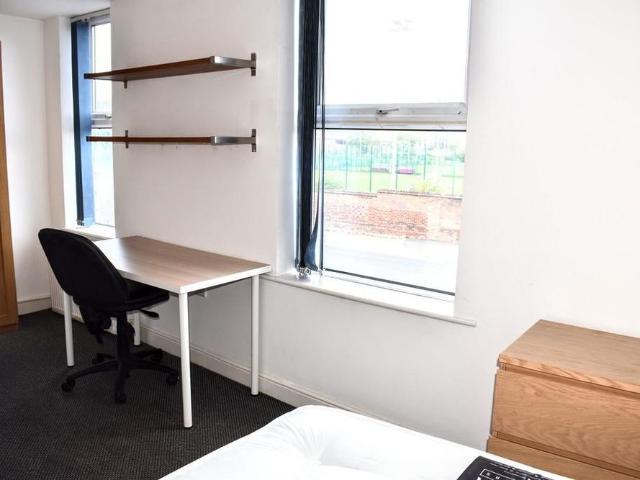 House for rent in Georgia, Greater Manchester