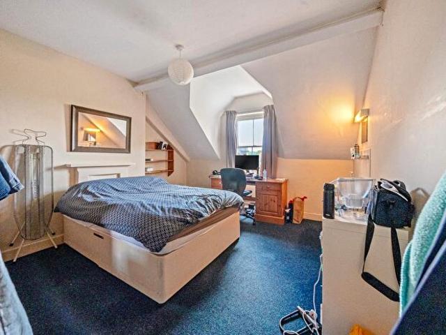 Apartment for rent in Risinghurst and Sandhills, The Slade
