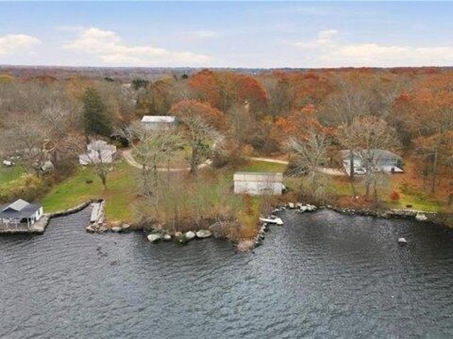 House for sale in Tiverton, Rhode Island