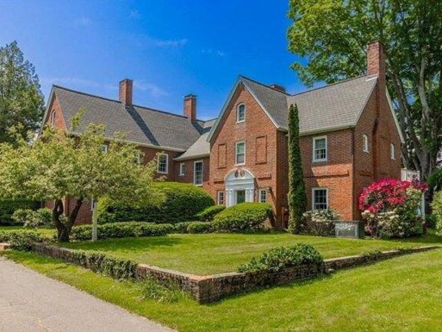 House for sale in Topsfield, Massachusetts