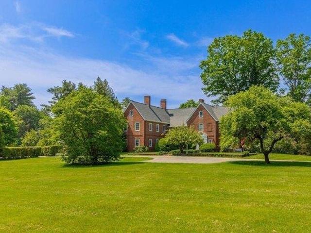 House for sale in Topsfield, Massachusetts