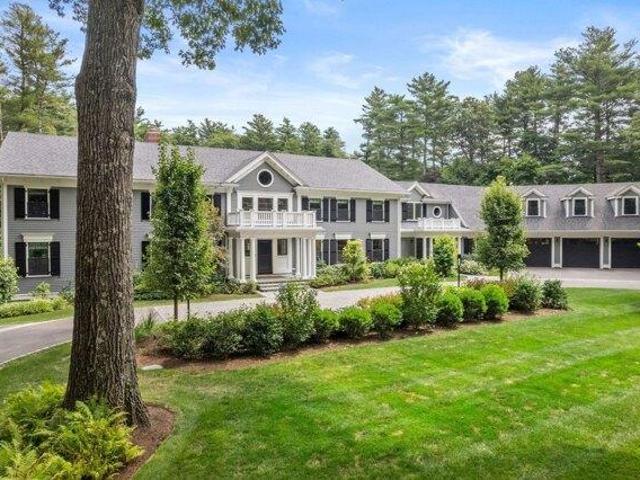House for sale in Weston, Middlesex County