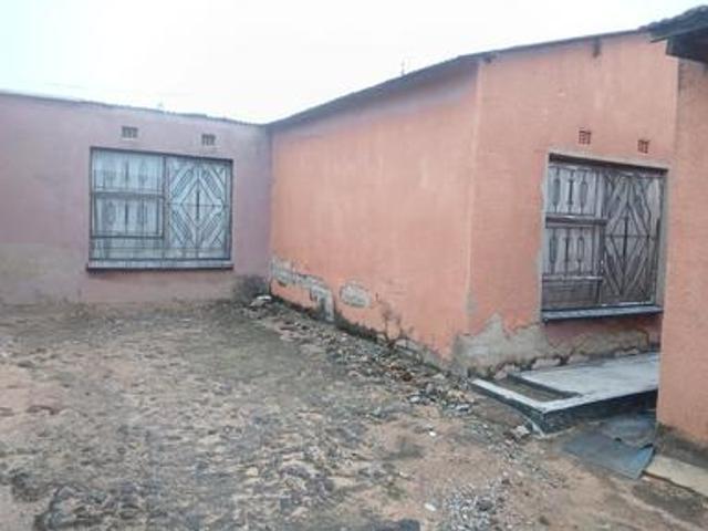 House for sale in Thembisa, City of Ekurhuleni Metropolitan Municipality