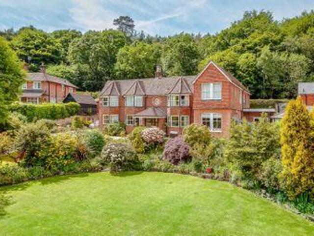 House for sale in Pachesham Park, Surrey