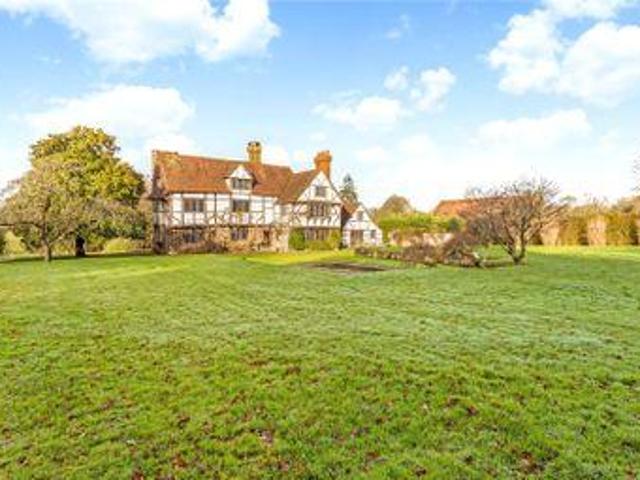 House for sale in Cranleigh, Waverley