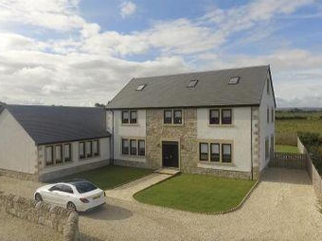 House for sale in Larkhall, Scotland