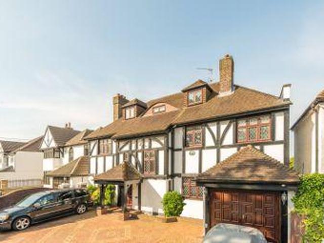 House for sale in Isleworth, Greater London