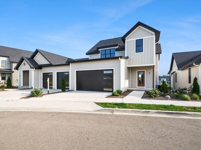 Townhouse for sale in Ottawa, LaSalle County