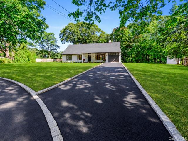 House for sale in Huntington, New York