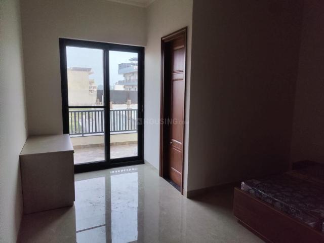 Flat for rent in Sector 82A, Matran