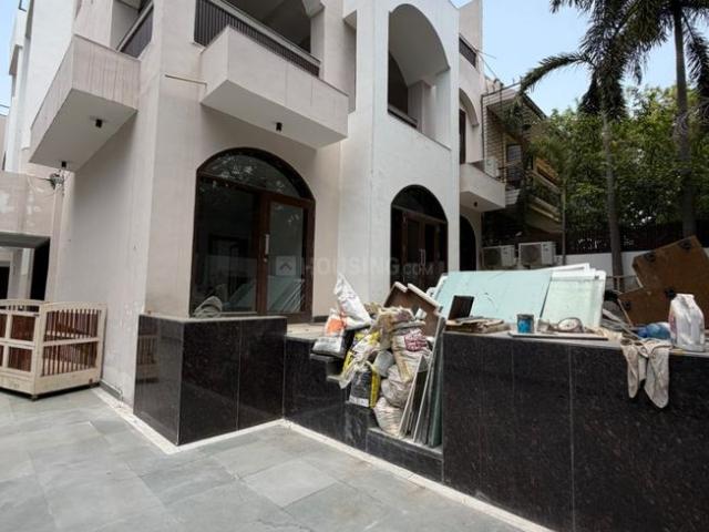 House for rent in Deri