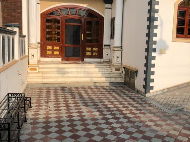 House for sale in Hariana