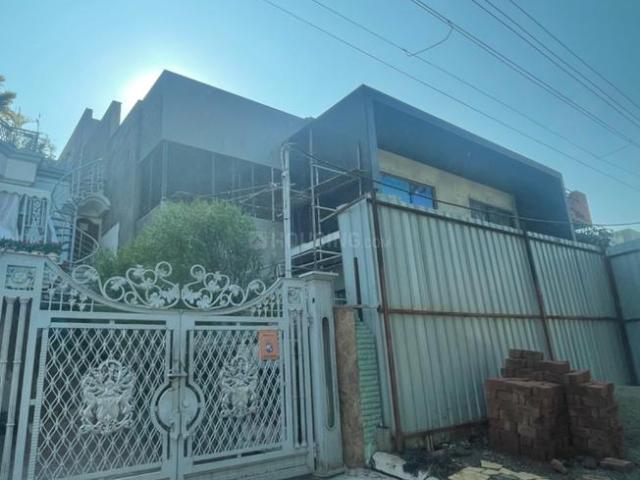 House for sale in Hariana