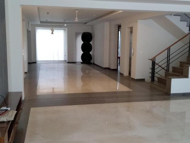 Villa for rent in Madya