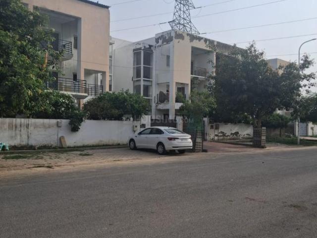 Villa for sale in Hariana