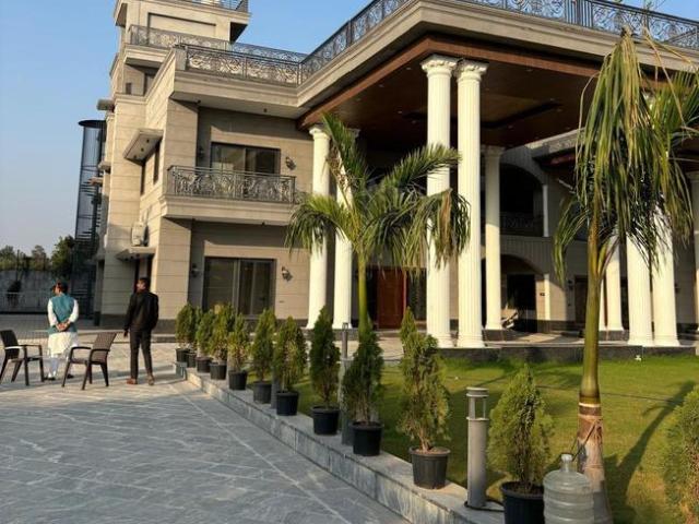 Villa for sale in Deri