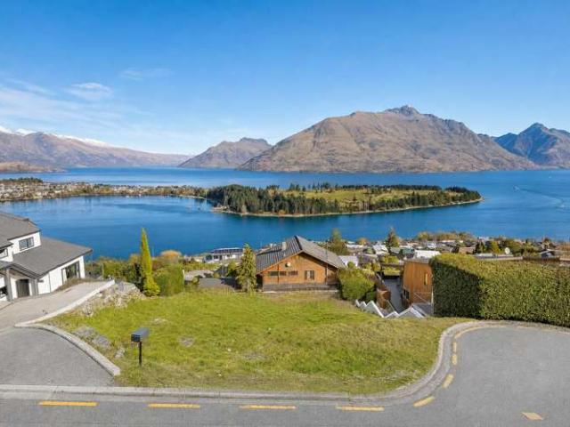 Land for sale in Otakou