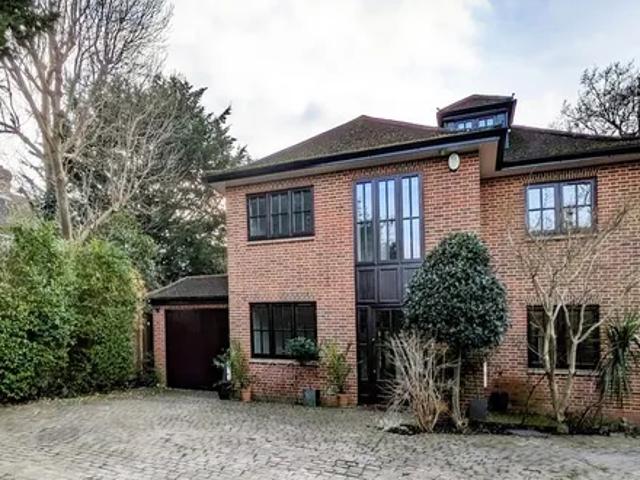 House for rent in West Norwood, Greater London