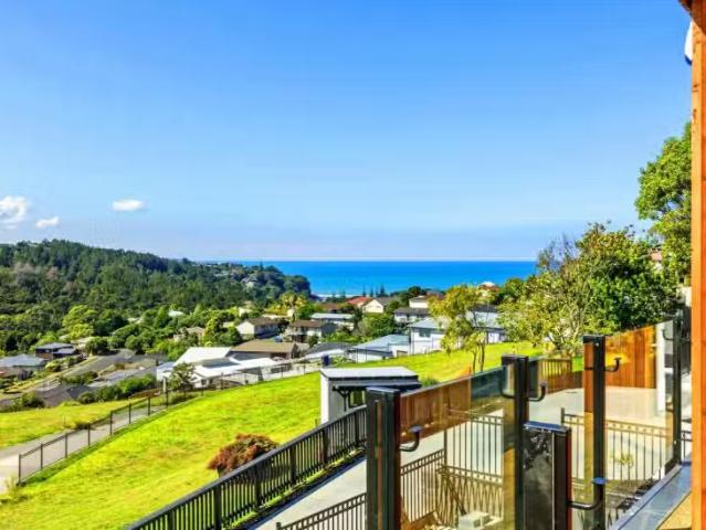 House for sale in Auckland, Oroua County