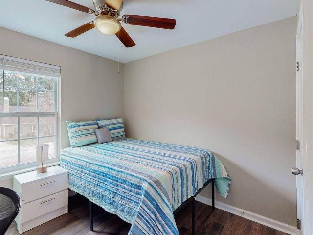 Room for rent in Decatur, Indiana