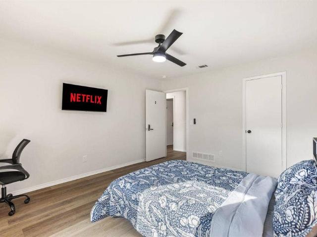 Room for rent in Plano, Illinois