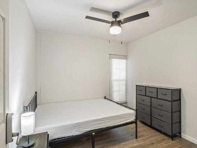Room for rent in Texas