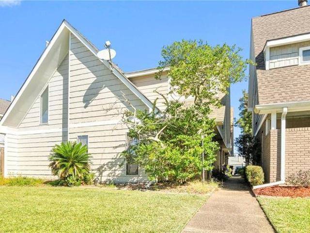 Townhouse for sale in Destrehan, Louisiana