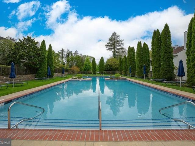 Condo for sale in Chester, Pennsylvania