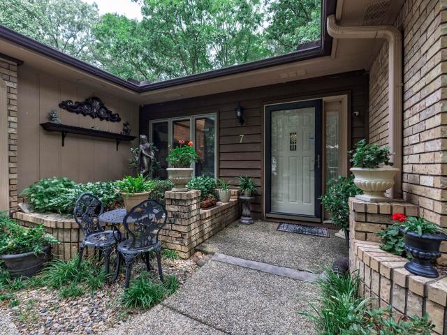 Condo for sale in Ark
