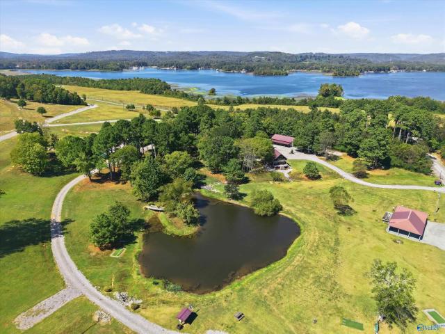 House for sale in Guntersville, Marshall County