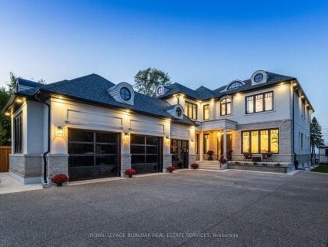 House for sale in Ancaster, Ontario