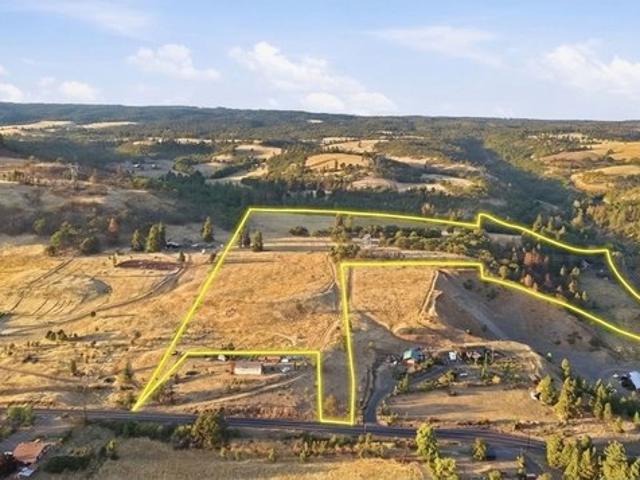 House for sale in Lyle, Klickitat County