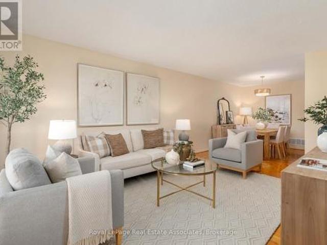 House for sale in Humber River—Black Creek, Toronto